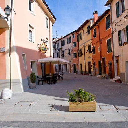 Antico Borgo Apartment Brugnato Exterior foto