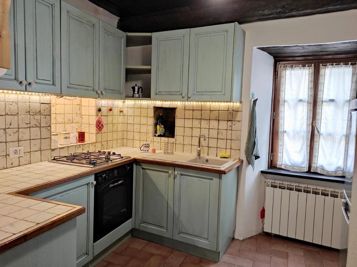 Antico Borgo Apartment Brugnato Exterior foto